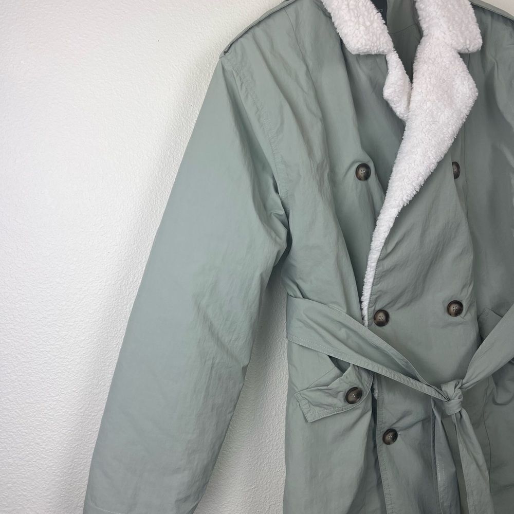 Forever 21 Double-Breasted Belted Trench Coat M - Picture 3 of 8